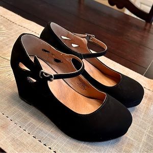 Black fabric dress shoes 3 inch heel